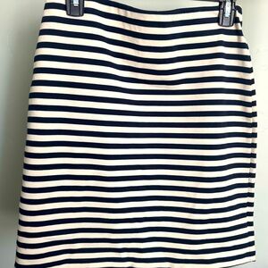 Navy blue and cream striped above the knee stretchy skirt